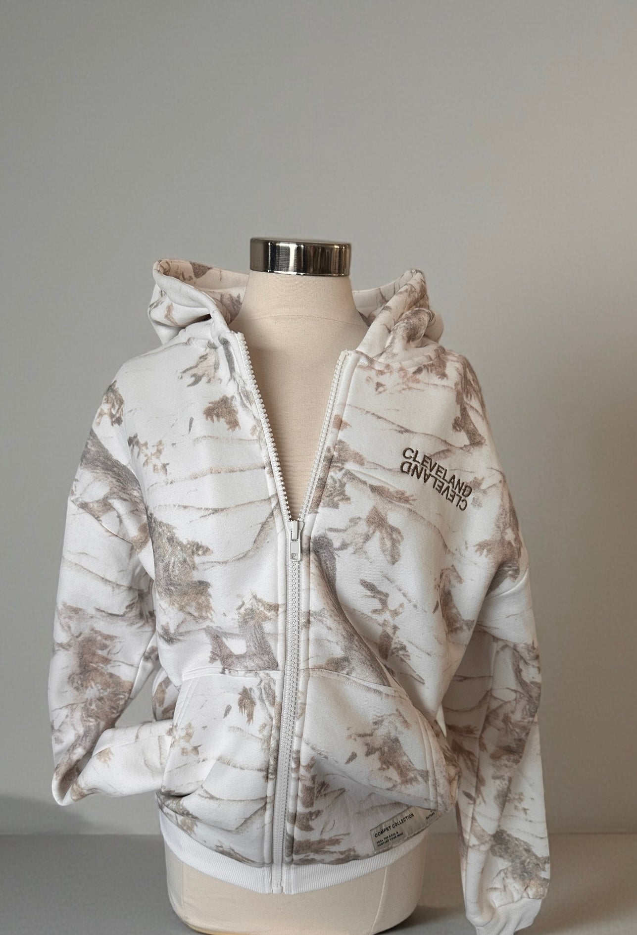 Cleveland Comfrt Camo Zip
