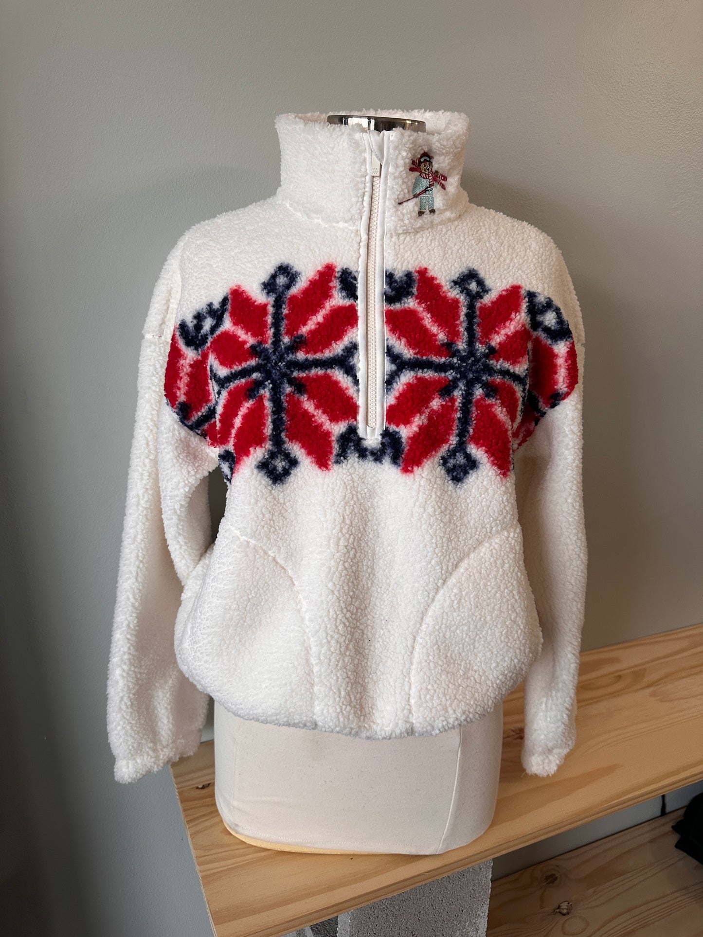 Ski Bear Fluff Pullover